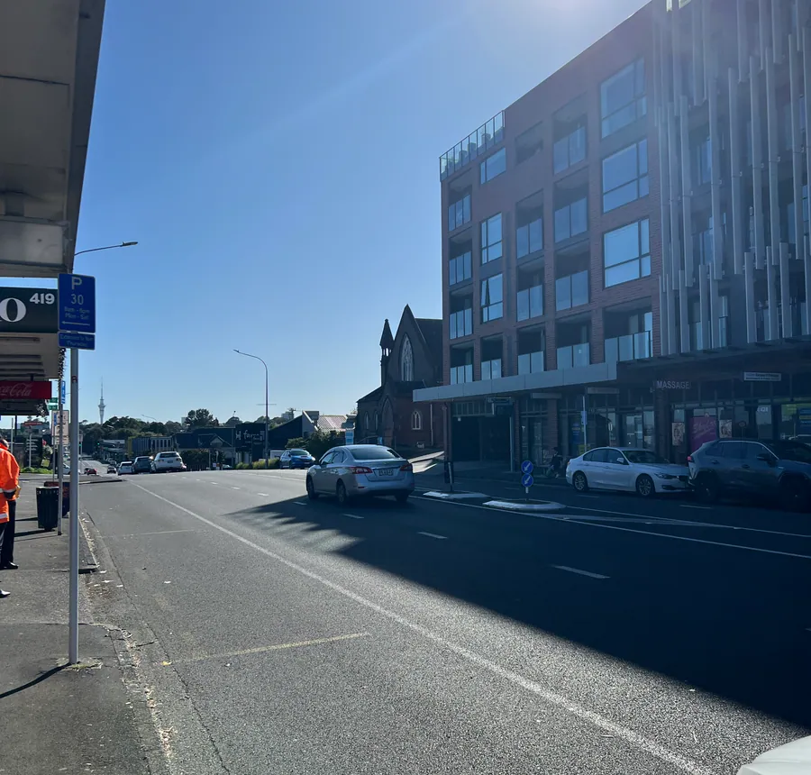 423 Dominion Road Signalised Midblock