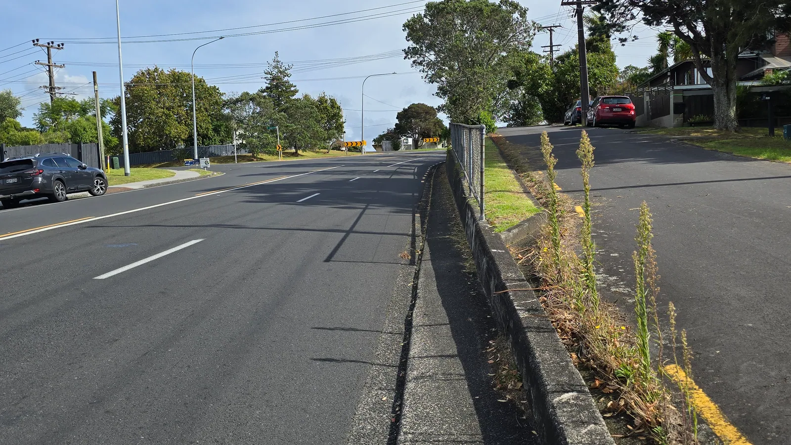 Glenfield Road-Roberts Road Signalised Intersection
