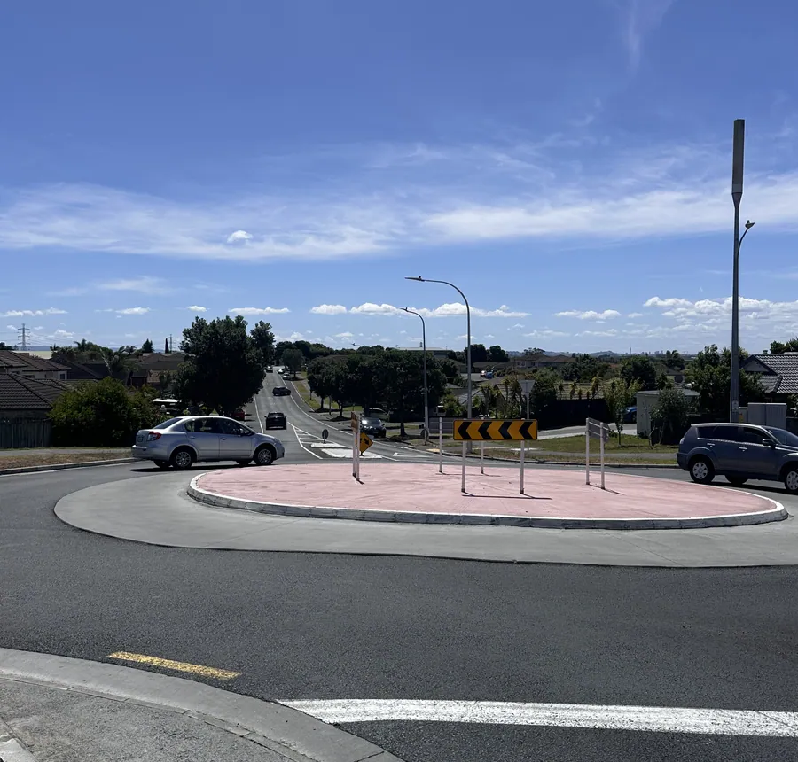 Thomas Road-Aspiring Avenue Roundabout